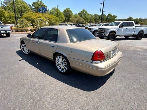 Used 1999 Ford Crown Victoria LX RWD image 9