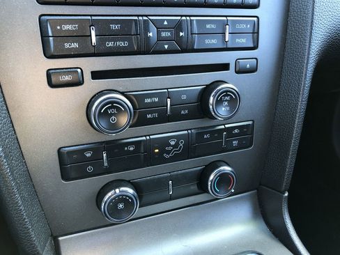 Used 2014 Ford Mustang Coupe image 19