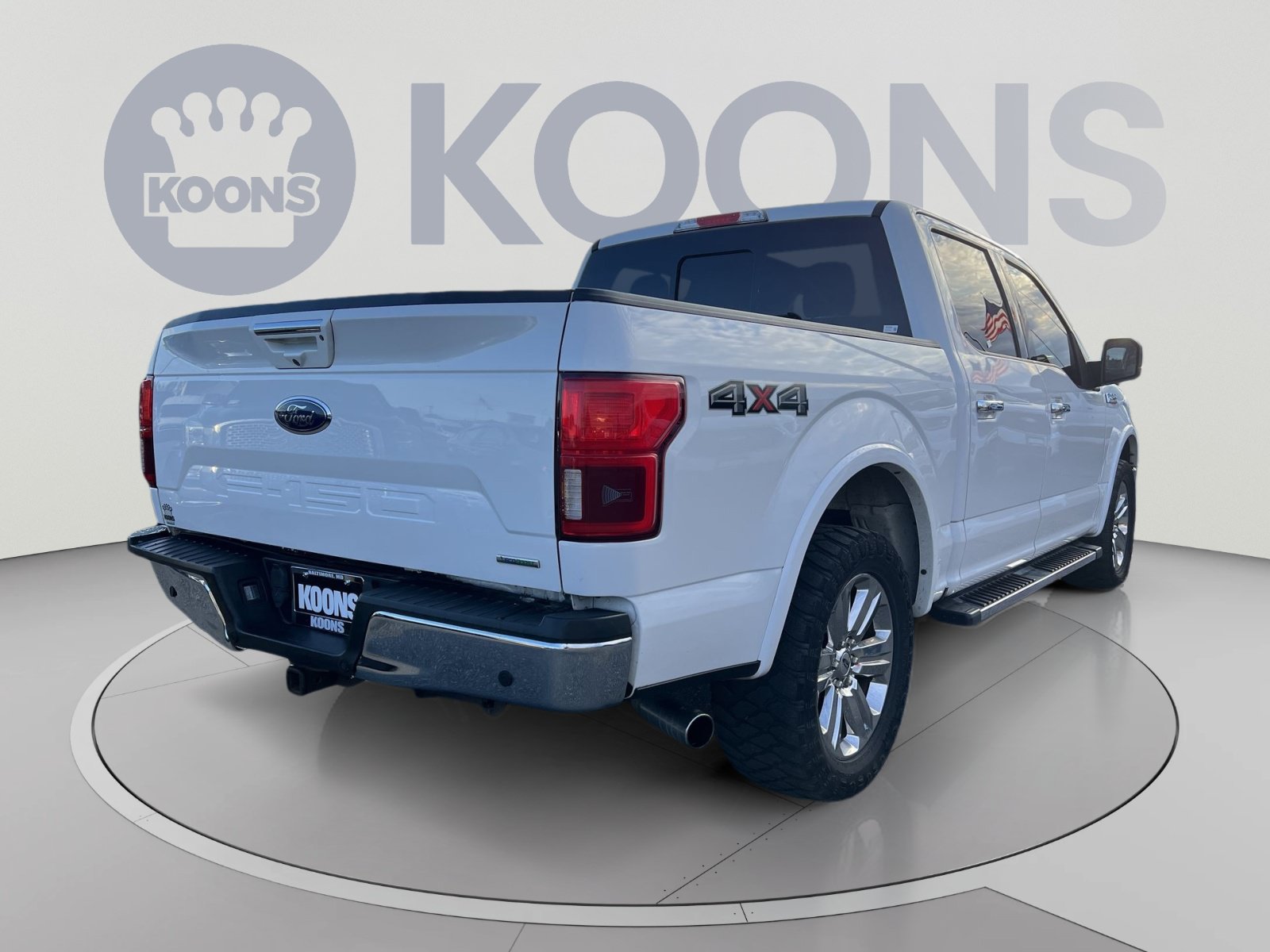 Used 2018 Ford F150 Lariat w/ Equipment Group 502A Luxury AWD/4WD image 4