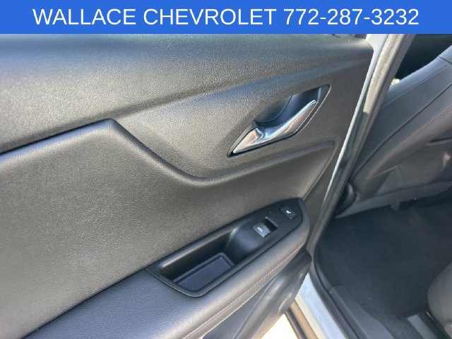 Used 2022 Chevrolet Blazer RS w/ Enhanced Convenience Package FWD image 13
