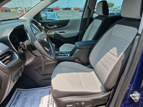 Used 2022 Chevrolet Equinox LS AWD/4WD image 7