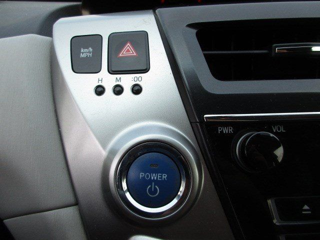 Used 2015 Toyota Prius V Four FWD image 22