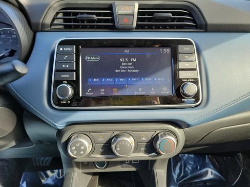 Used 2025 Nissan Versa SV w/ Trunk Package FWD image 24