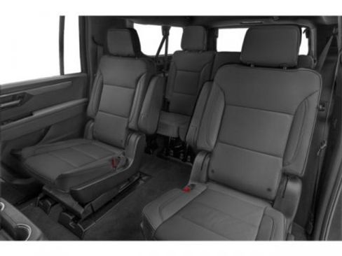 New 2026 Chevrolet Suburban Premier w/ Sun And Tow Package AWD/4WD image 15