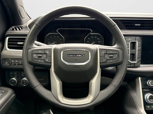 Used 2021 GMC Yukon XL Denali w/ Denali Premium Package AWD/4WD image 12