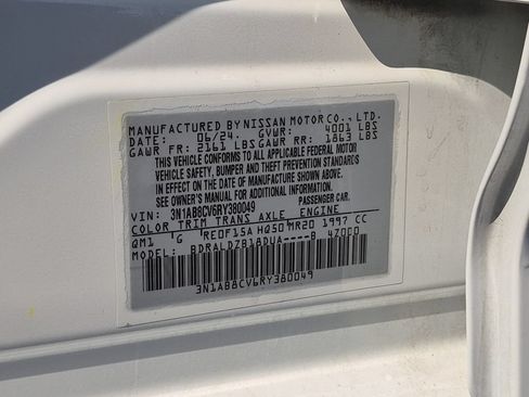 Certified 2024 Nissan Sentra SV FWD image 34
