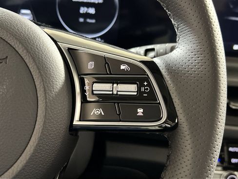 New 2026 Kia Seltos SX image 29