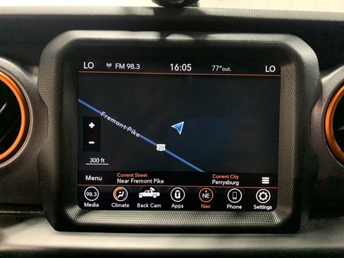 Used 2021 Jeep Gladiator Mojave AWD/4WD image 7