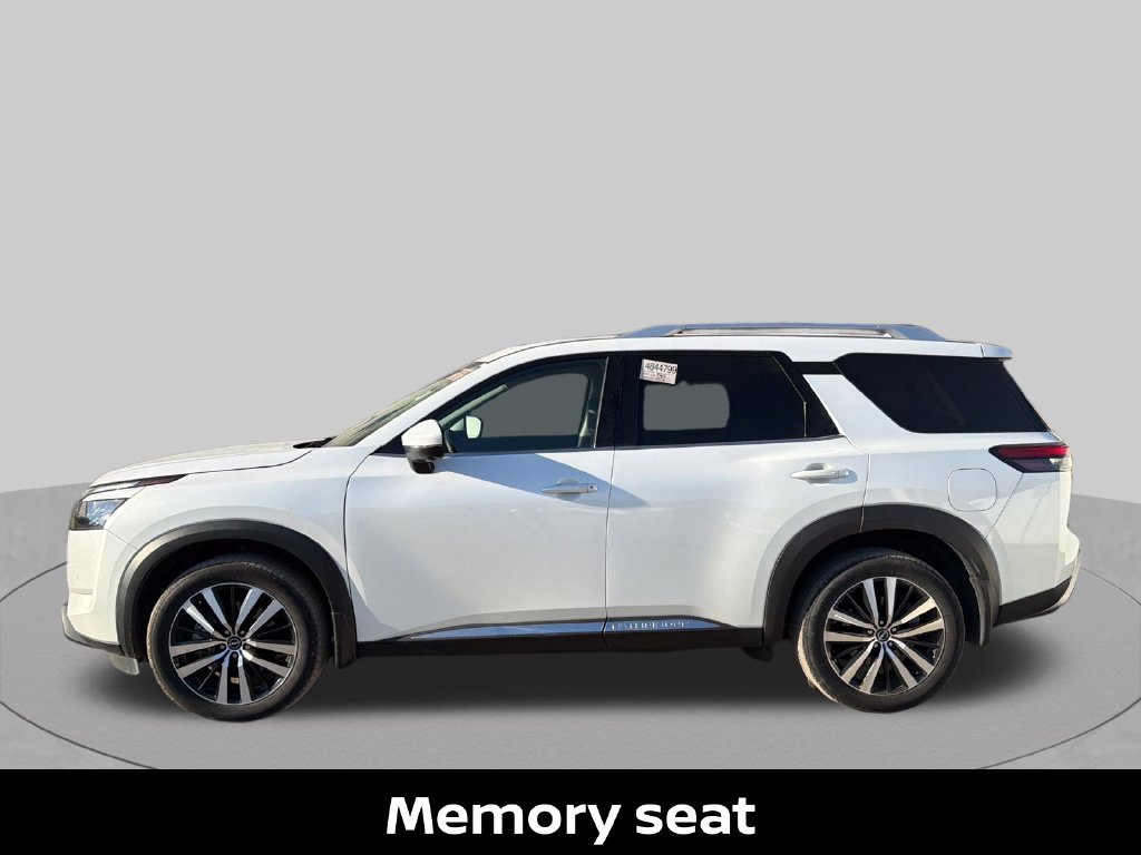 Certified 2025 Nissan Pathfinder Platinum w/ Cargo Package AWD/4WD image 14