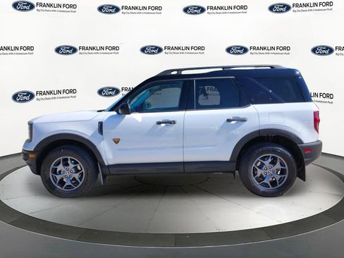 Certified 2023 Ford Bronco Sport Badlands AWD/4WD image 2