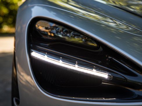 Used 2021 McLaren 720S Performance RWD image 36
