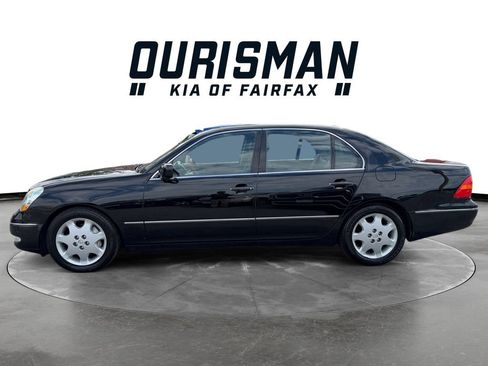 Used 2002 Lexus LS 430 w/ Custom Luxury Pkg RWD image 3
