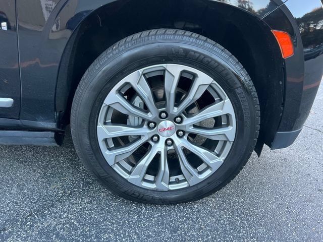 Used 2021 GMC Yukon Denali w/ Denali Premium Package AWD/4WD image 41