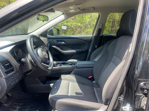 Certified 2024 Nissan Rogue SV AWD/4WD image 16
