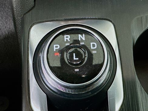 Used 2024 Ford Escape ST-Line image 24