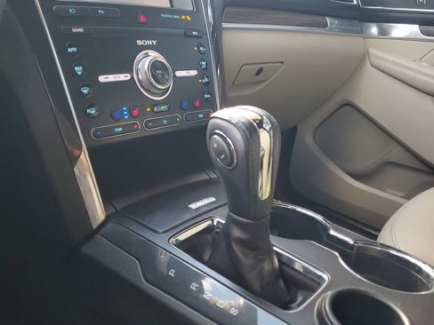 Used 2019 Ford Explorer Limited w/ Class III Trailer Tow Package image 30