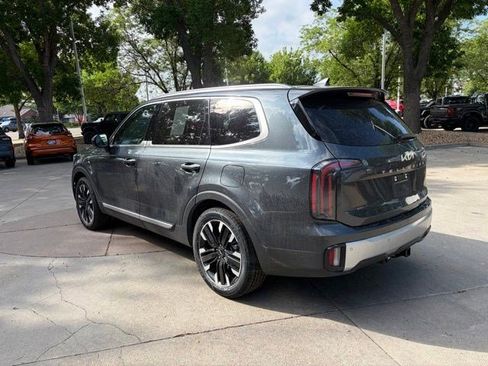 Used 2024 Kia Telluride SX Prestige w/ Towing Package AWD/4WD image 3