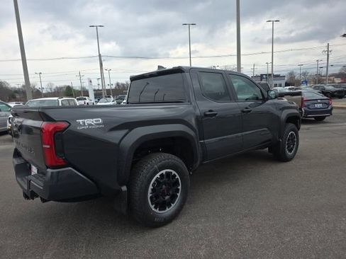 New 2026 Toyota Tacoma TRD Off-Road image 4