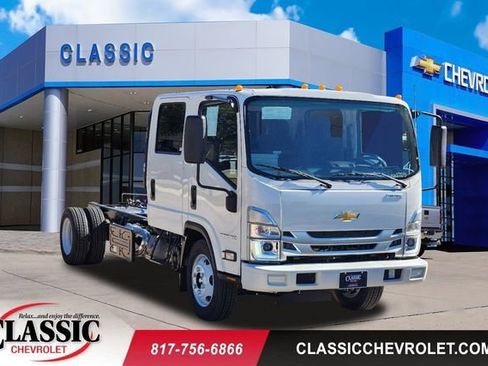 New 2024 Chevrolet Low Cab Forward 4500XD RWD image 1
