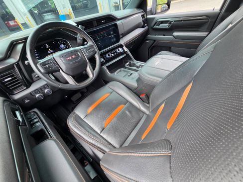 Used 2024 GMC Sierra 2500 AT4 w/ AT4 Premium Plus Package AWD/4WD image 12