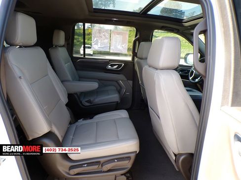 Used 2021 Chevrolet Suburban Z71 w/ Z71 Signature Package image 33