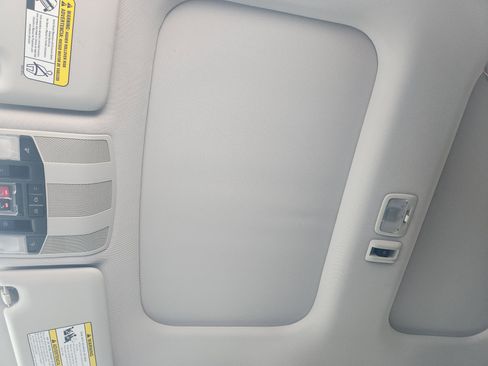 Used 2018 Mitsubishi Eclipse Cross SEL image 25