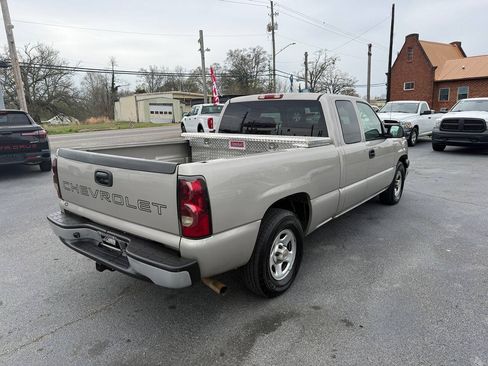 Used 2004 Chevrolet Silverado 1500 W/T RWD image 4
