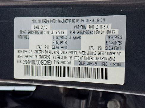 Used 2016 MAZDA MAZDA3 i Grand Touring image 39