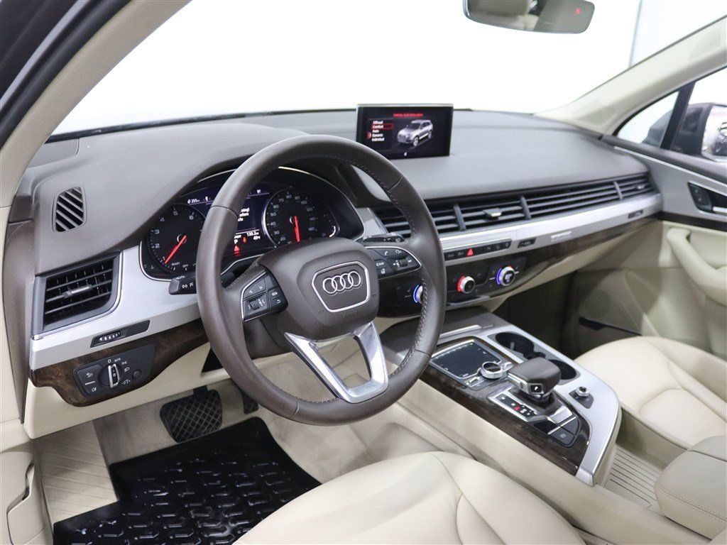 Used 2017 Audi Q7 2.0T Premium Plus AWD/4WD image 21