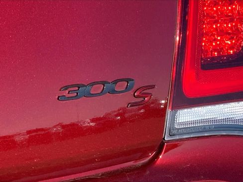 Used 2023 Chrysler 300 S w/ Comfort Group image 9