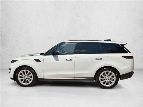 Used 2025 Land Rover Range Rover Sport SE image 8
