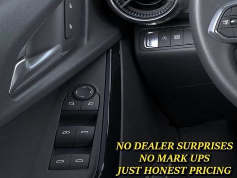 New 2026 Chevrolet Equinox LT w/ Safety and Technology Package FWD image 22
