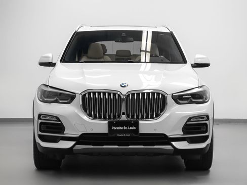 Used 2019 BMW X5 xDrive40i w/ Premium Package 2 AWD/4WD image 8