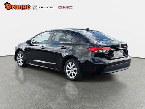 Used 2024 Toyota Corolla LE FWD image 5