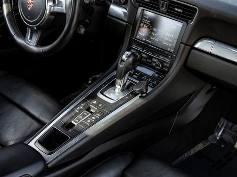 Used 2014 Porsche 911 Carrera 4 AWD/4WD image 20