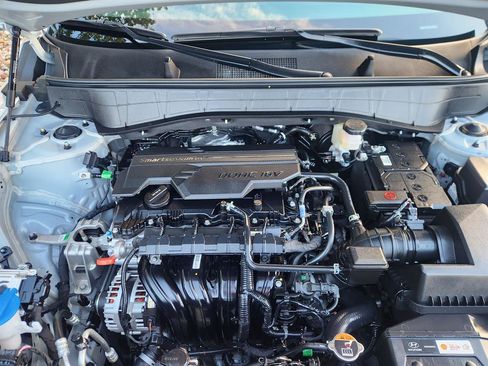 Certified 2024 Hyundai Kona SEL w/ Convenience Package image 10