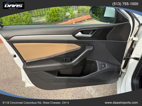 Used 2020 Volkswagen Jetta SE w/ SE Cold Weather Package FWD image 13