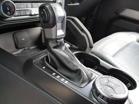 Used 2022 Ford Bronco Outer Banks image 41