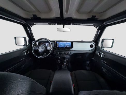 Used 2024 Jeep Wrangler Unlimited Sport AWD/4WD image 9