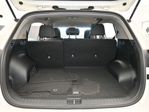 Used 2020 Kia Sportage LX image 32