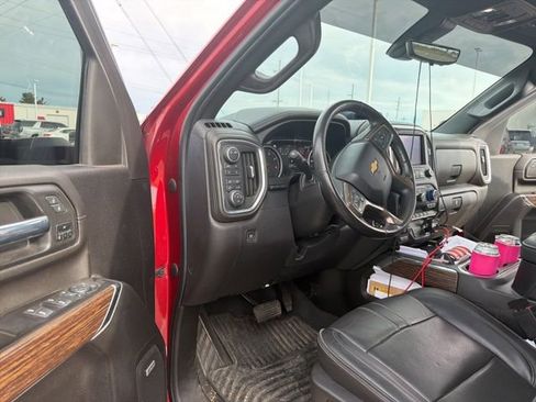 Used 2022 Chevrolet Silverado 2500 High Country w/ Technology Package AWD/4WD image 6