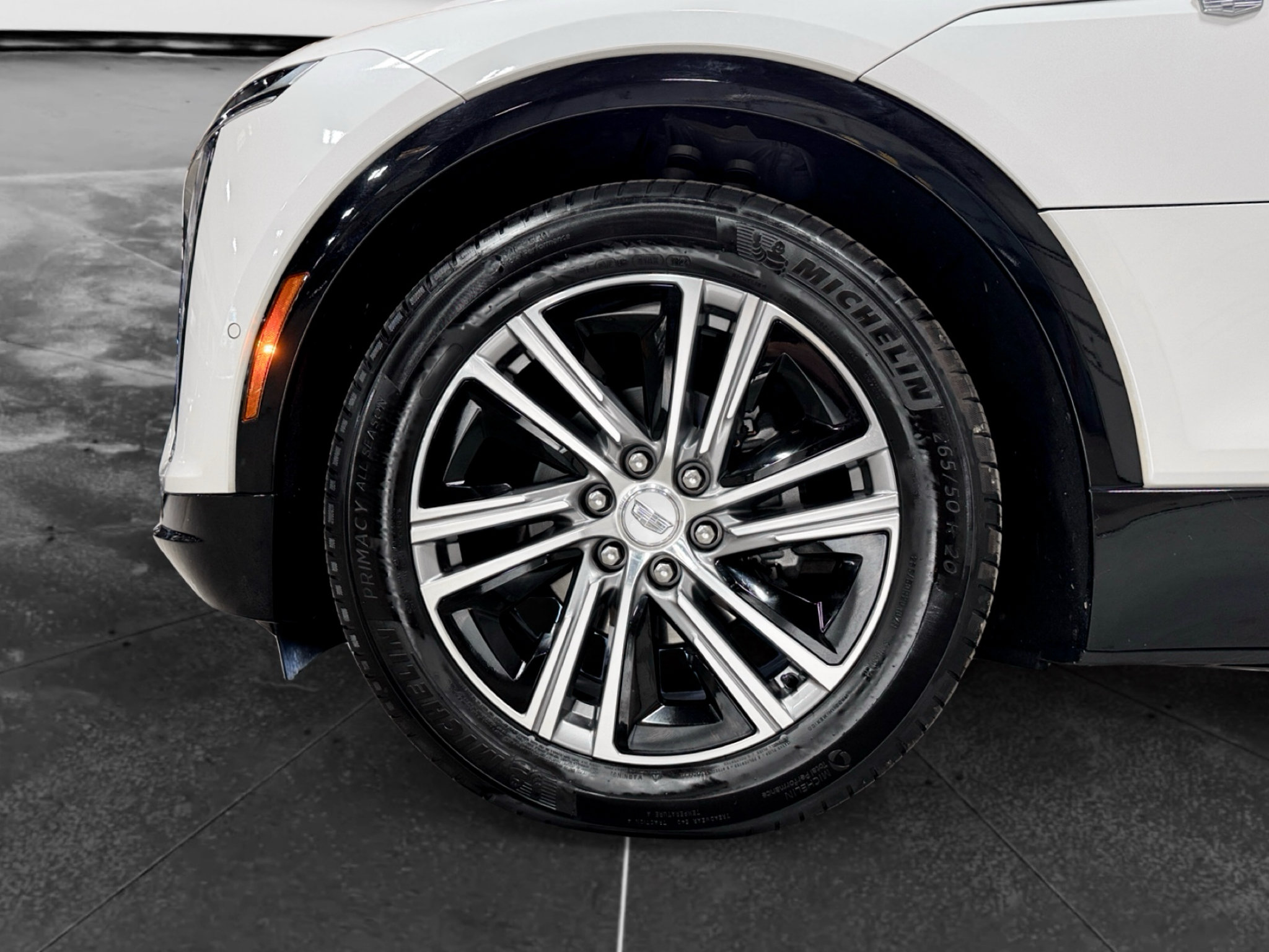 Used 2025 Cadillac Lyriq Luxury AWD/4WD image 28