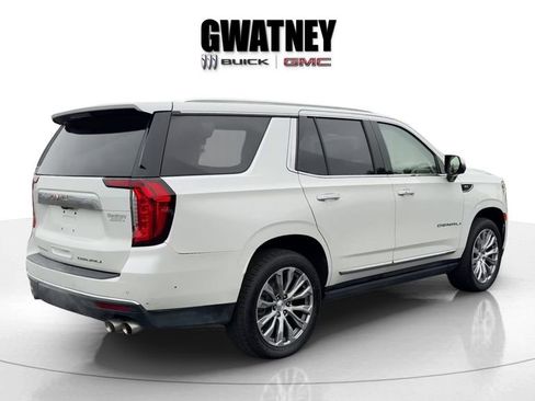 Used 2021 GMC Yukon Denali w/ Denali Ultimate Package AWD/4WD image 3