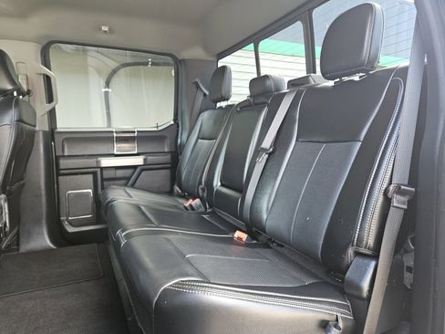 Used 2020 Ford F250 Lariat w/ Lariat Value Package image 31