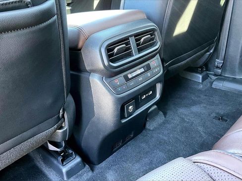 Used 2023 Honda Pilot Elite image 10