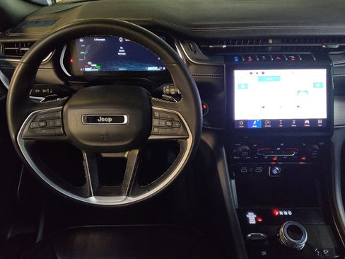 Used 2024 Jeep Grand Cherokee Limited 4xe AWD/4WD image 22