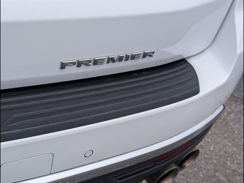 Used 2023 Chevrolet Suburban Premier RWD image 22