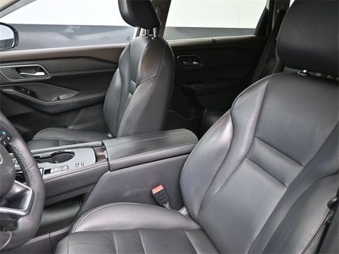 Used 2021 Nissan Rogue SL image 19