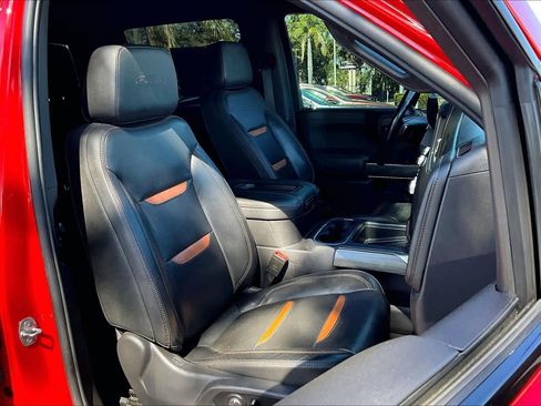 Used 2021 GMC Sierra 1500 AT4 w/ AT4 Premium Package image 9