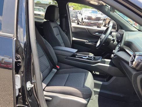 Certified 2026 Chevrolet Equinox LT FWD image 13